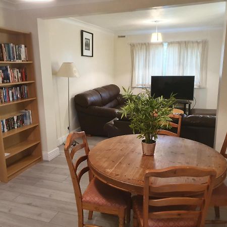 Elegant House 10 Minutes Walk To Wembley Stadium Londres Exterior foto