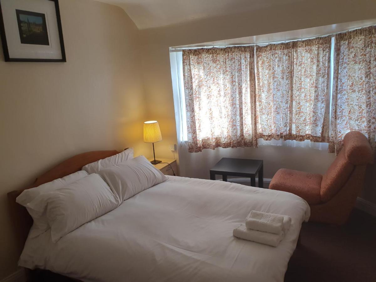 Elegant House 10 Minutes Walk To Wembley Stadium Londres Exterior foto
