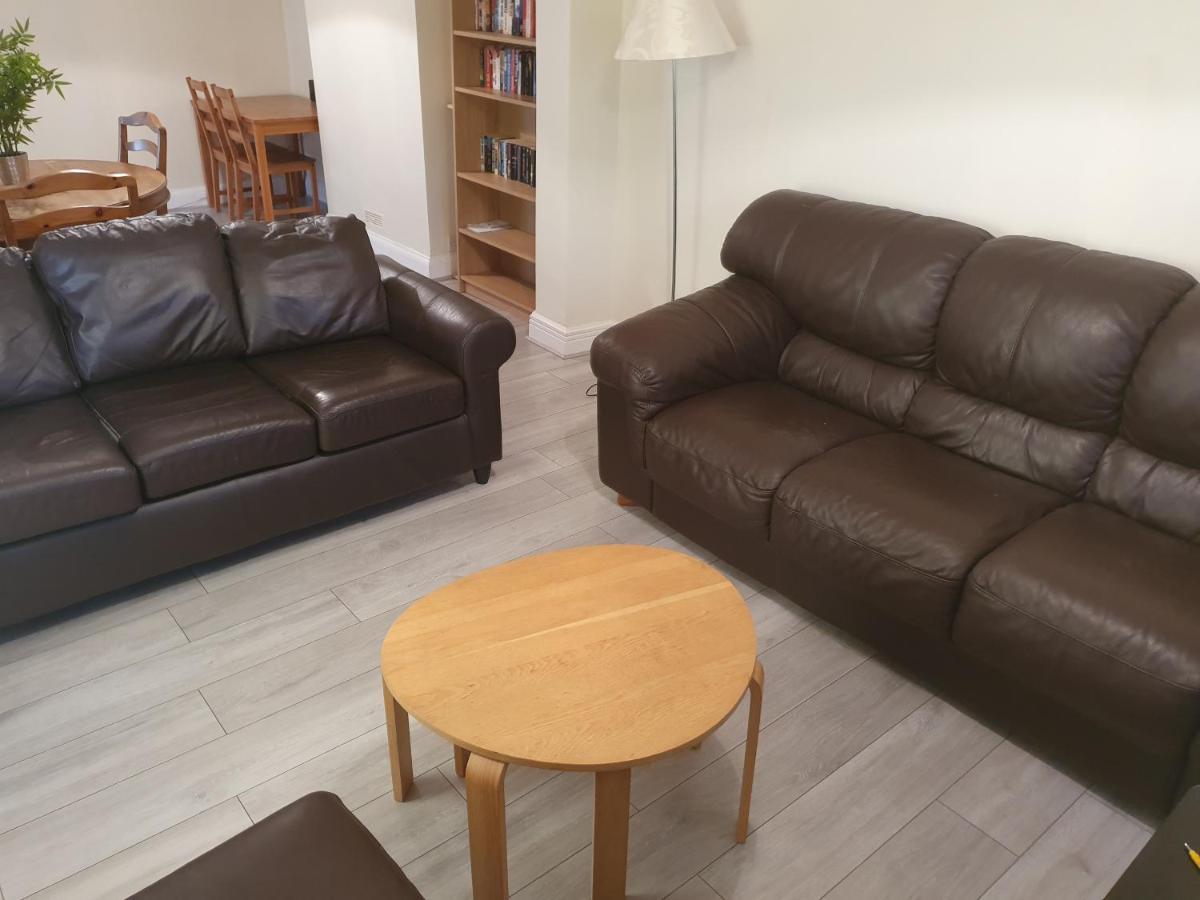 Elegant House 10 Minutes Walk To Wembley Stadium Londres Exterior foto