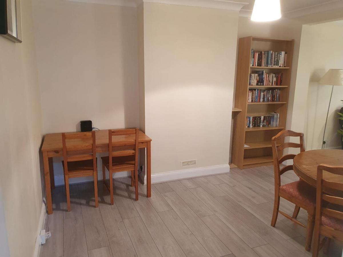 Elegant House 10 Minutes Walk To Wembley Stadium Londres Exterior foto